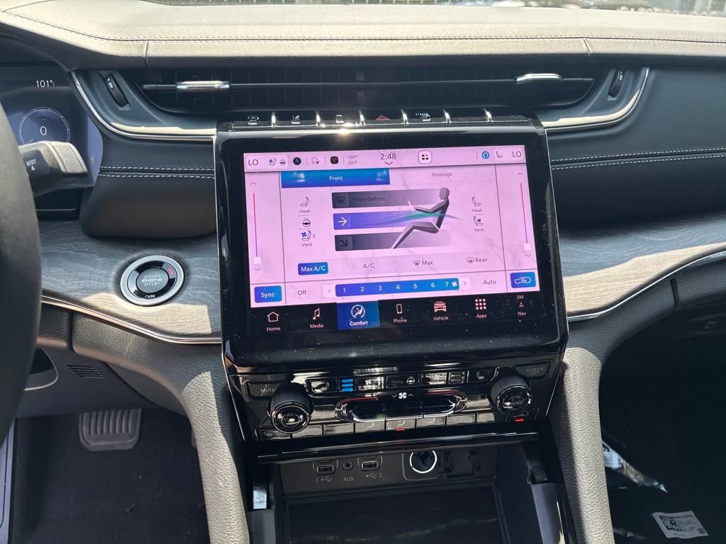 New 2025 Jeep Grand Cherokee Overland w/ Adv Protech Group III image 23