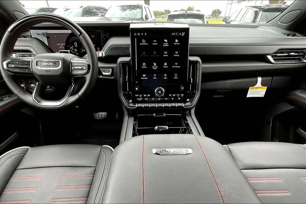 New 2026 GMC Yukon AT4 Ultimate w/ LPO, Floor Liner Package AWD/4WD image 6