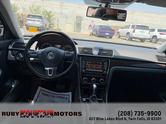 Used 2015 Volkswagen Passat TDI SEL Premium FWD image 10