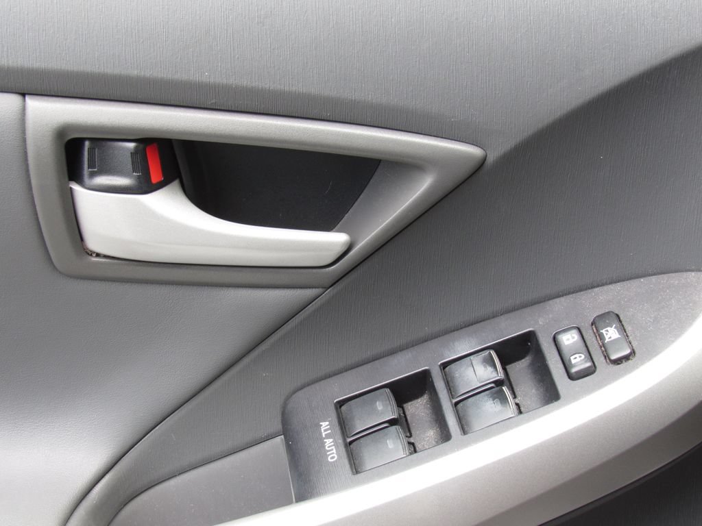 Used 2010 Toyota Prius Four w/ Solar Roof Pkg FWD image 33