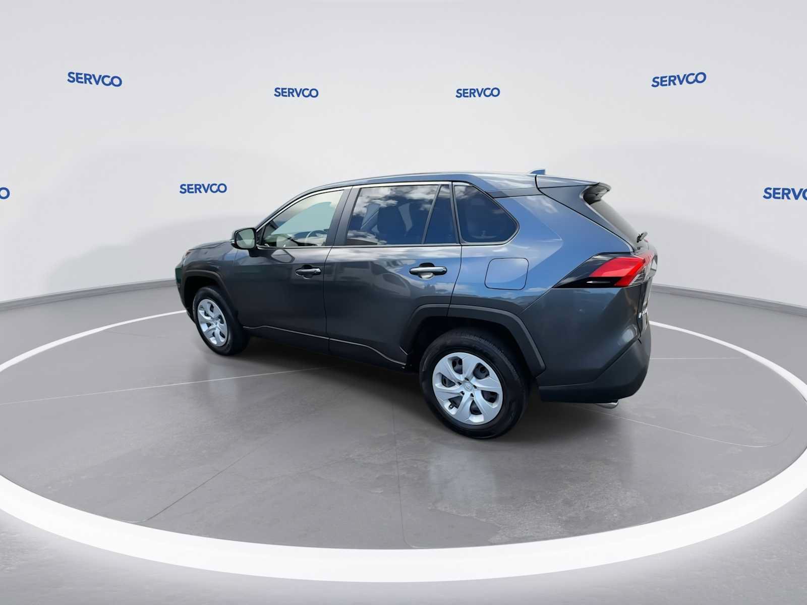 Used 2024 Toyota RAV4 LE FWD image 5