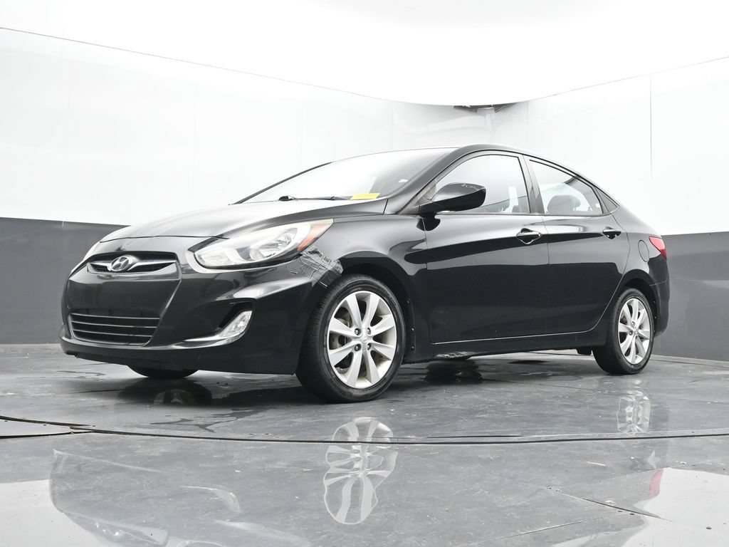 Used 2013 Hyundai Accent GLS w/ Premium Pkg FWD image 41
