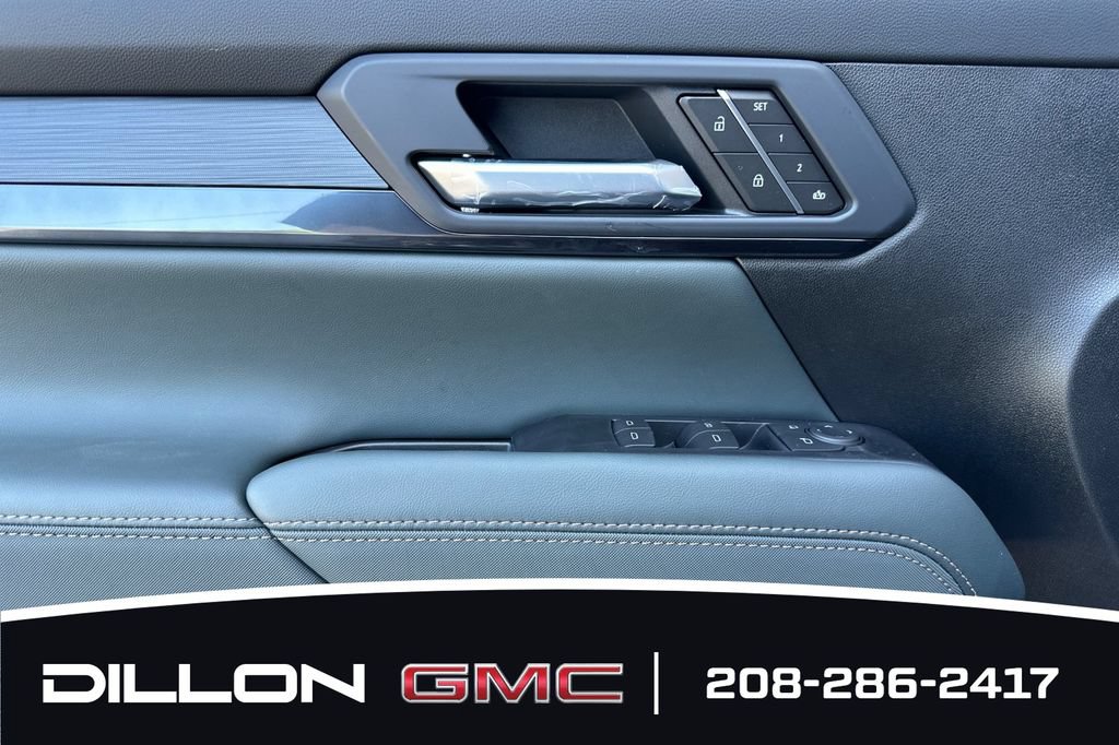New 2026 GMC Terrain AT4 w/ Convenience Package III AWD/4WD image 13