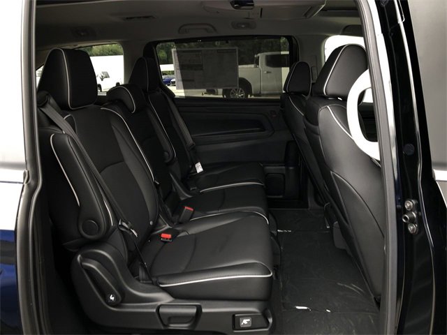 New 2026 Honda Odyssey Touring image 12