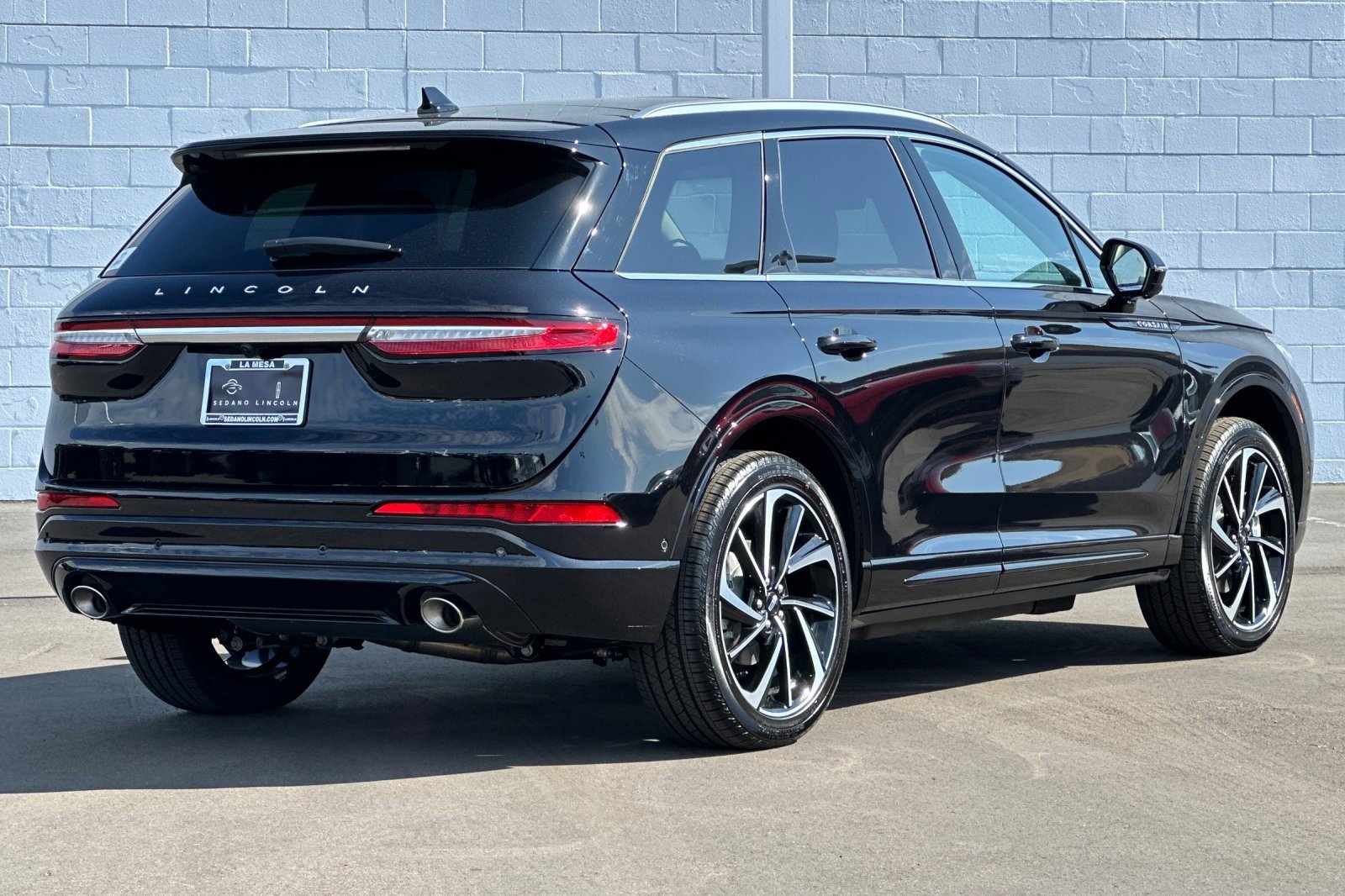 New 2024 Lincoln Corsair Grand Touring w/ Equipment Group 302A image 3