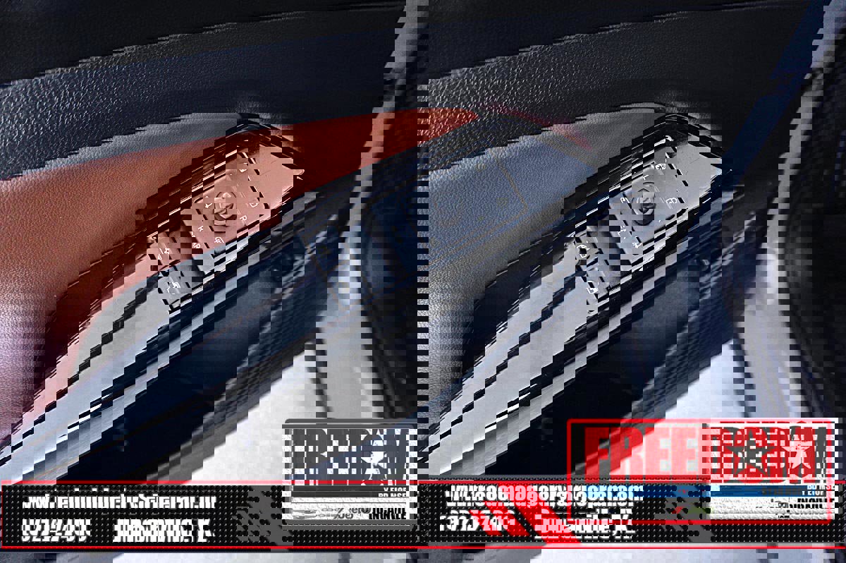 Used 2021 Volkswagen ID.4 Pro S w/ ID.4 Protection Package (IPT) image 35