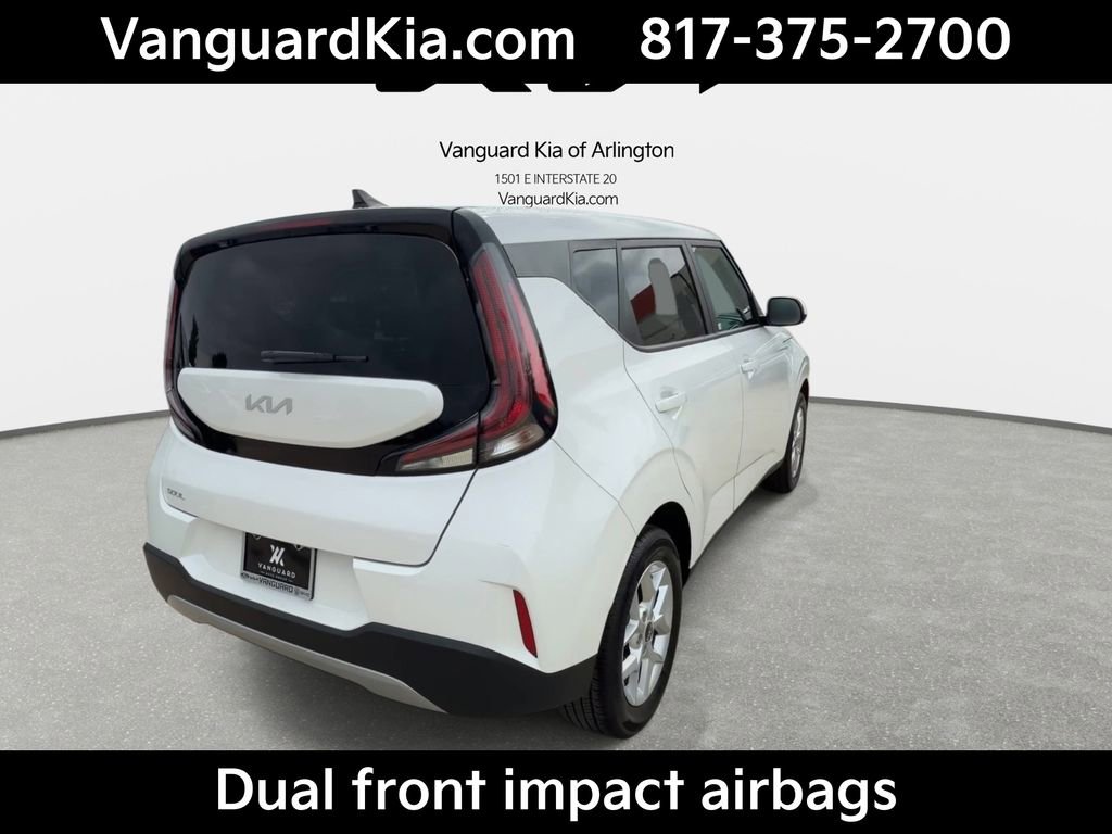 Certified 2025 Kia Soul LX FWD image 9