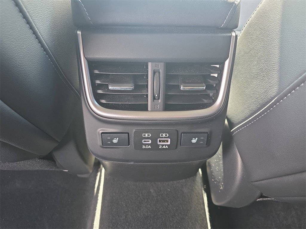 Used 2023 Subaru Outback Limited image 13