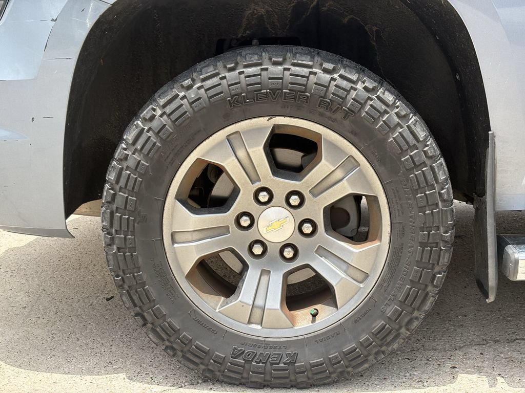 Used 2015 Chevrolet Suburban LT AWD/4WD image 9