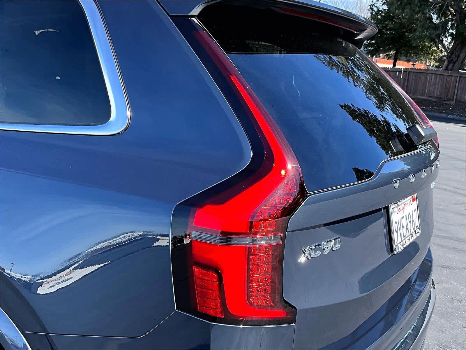 Used 2026 Volvo XC90 B6 Plus w/ Protection Package AWD/4WD image 33