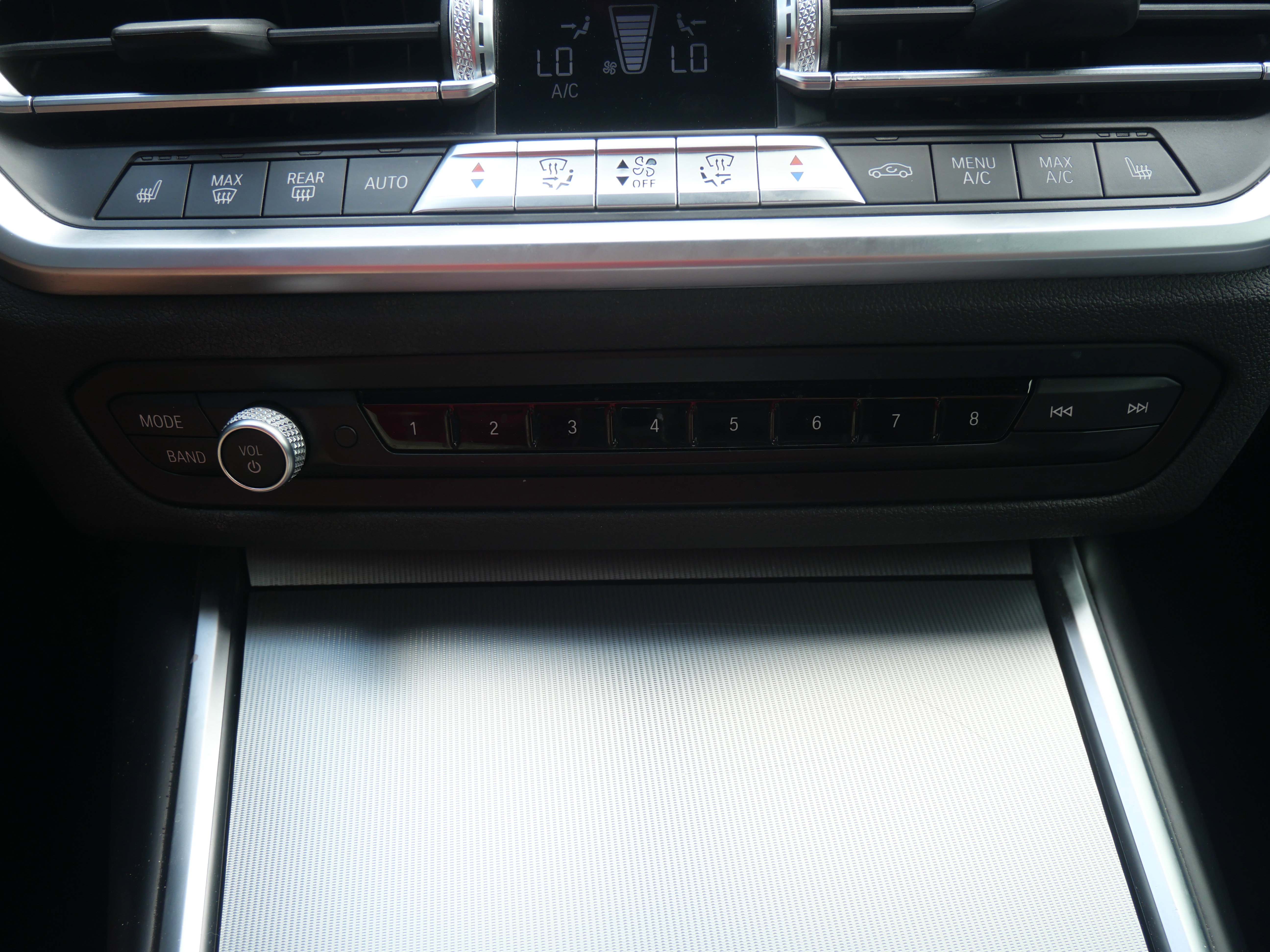 Used 2022 BMW 330i xDrive Sedan w/ Premium Package 2 image 17