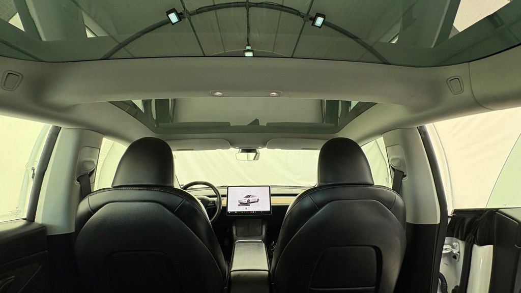 Used 2023 Tesla Model 3 Standard Range image 27