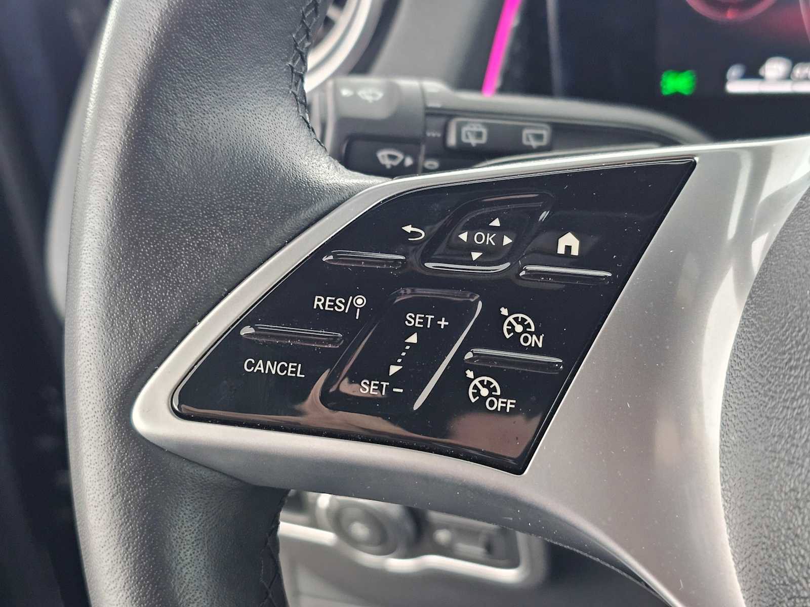 Certified 2025 Mercedes-Benz GLB 250 image 28