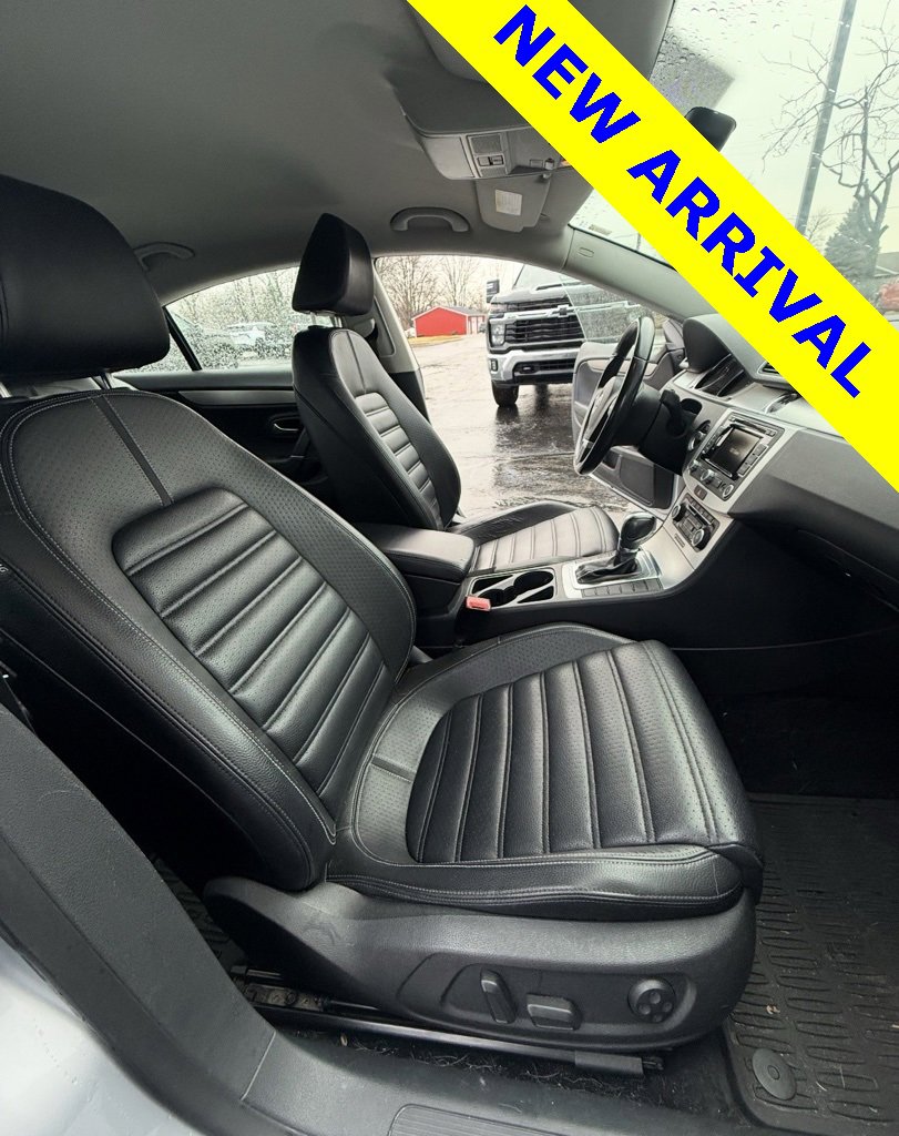 Used 2012 Volkswagen CC Lux image 9