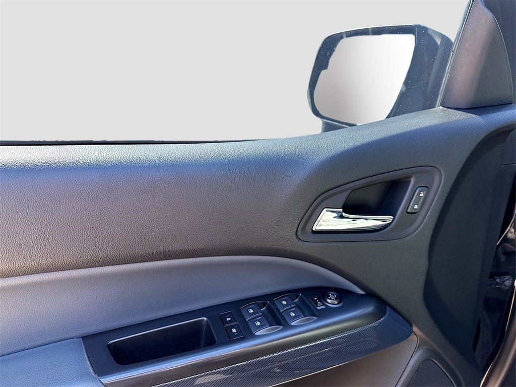 Used 2022 Chevrolet Colorado Z71 image 9