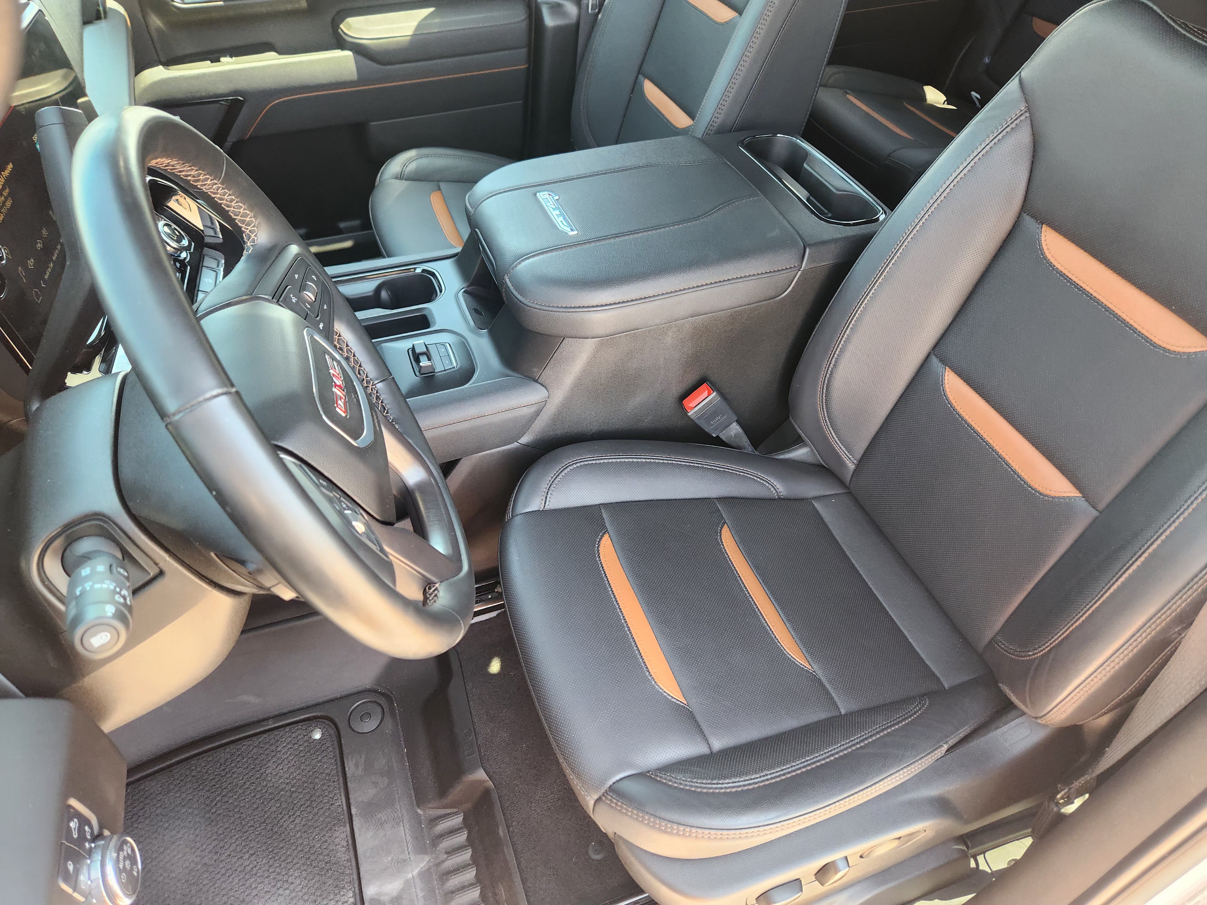 Used 2025 GMC Sierra 2500 AT4 AWD/4WD image 14