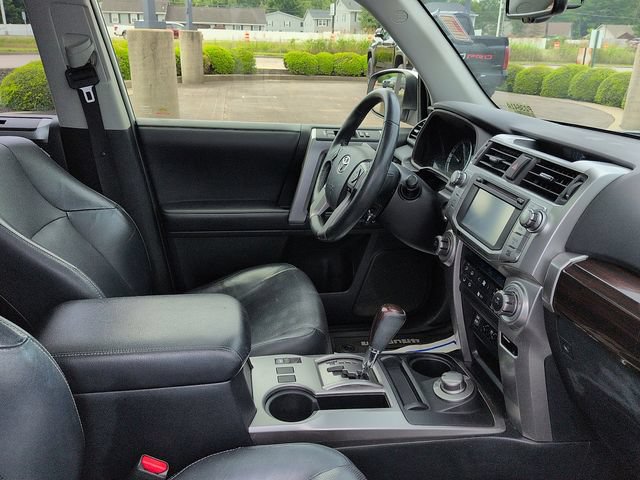 Used 2018 Toyota 4Runner Limited AWD/4WD image 11