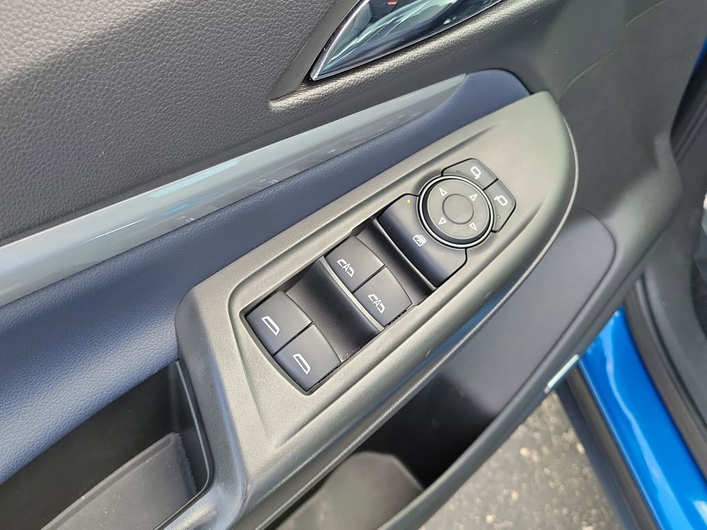 Used 2022 Chevrolet Bolt EUV Premier w/ Sun & Sound Package FWD image 24