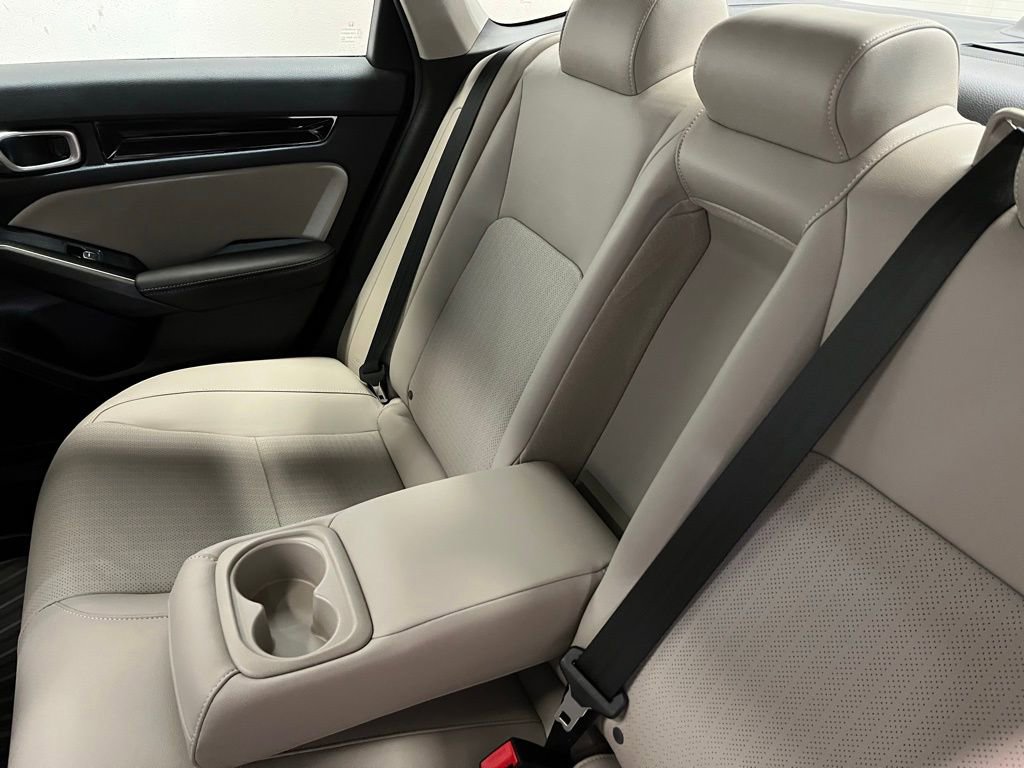 Used 2024 Honda Civic Touring image 15