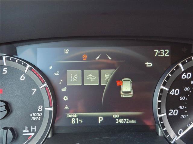 Certified 2024 Toyota Highlander LE FWD image 10