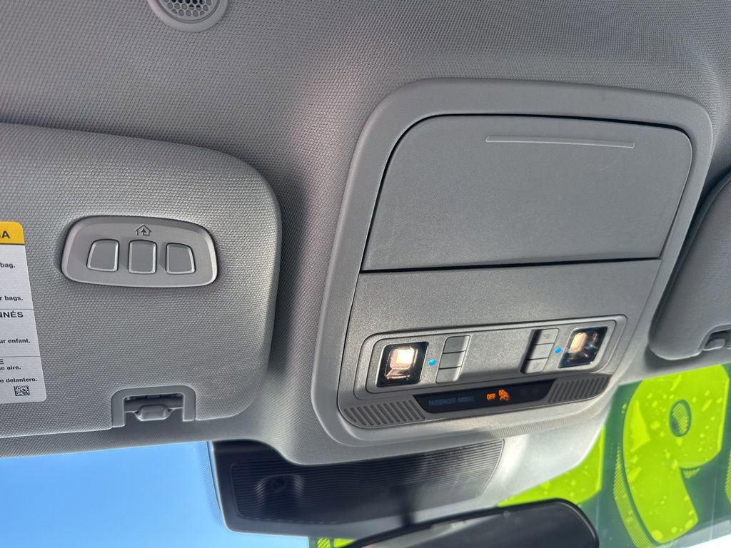 Used 2024 Ford Explorer XLT w/ Equipment Group 202A image 23