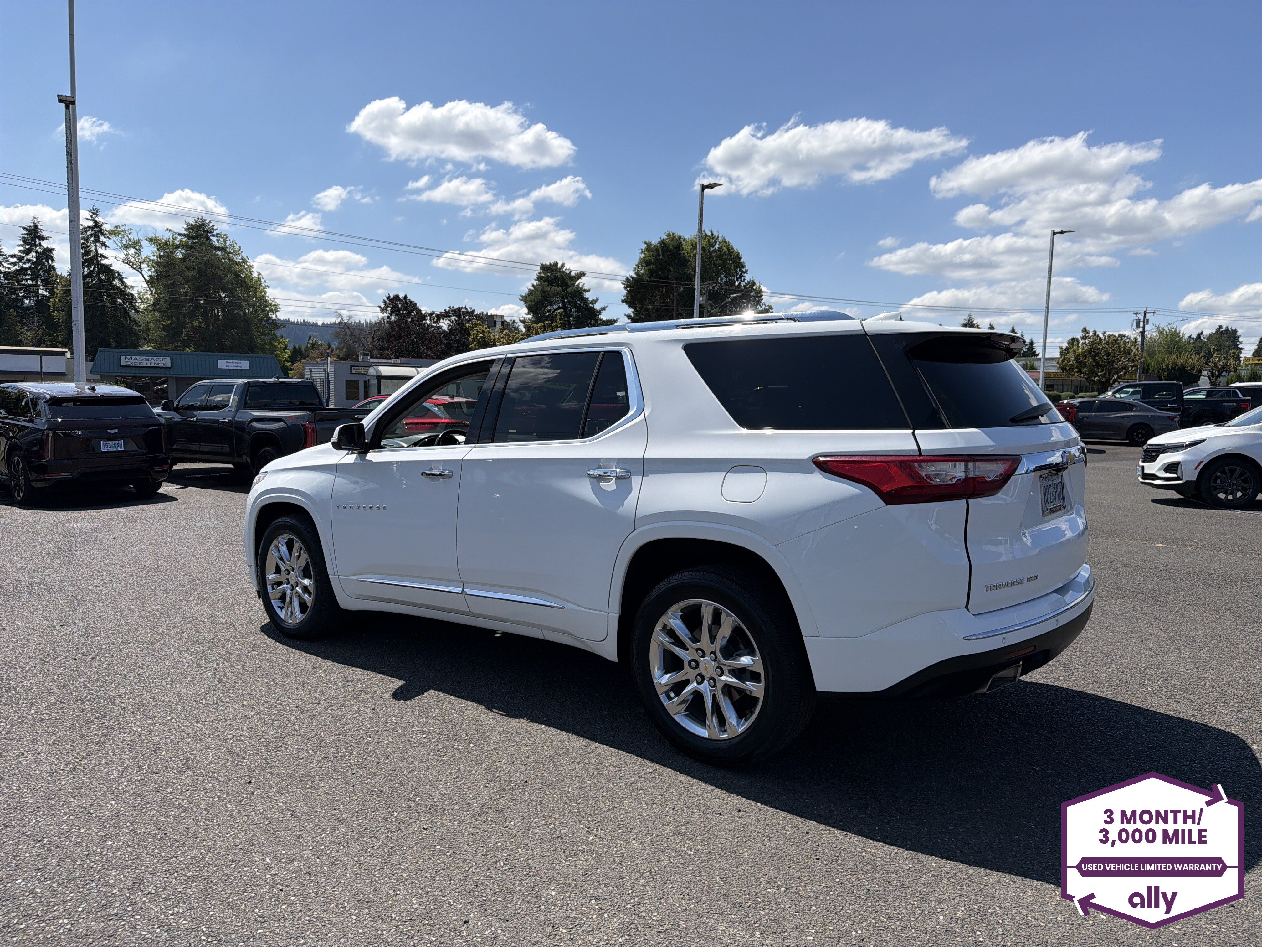 Used 2021 Chevrolet Traverse High Country AWD/4WD image 3