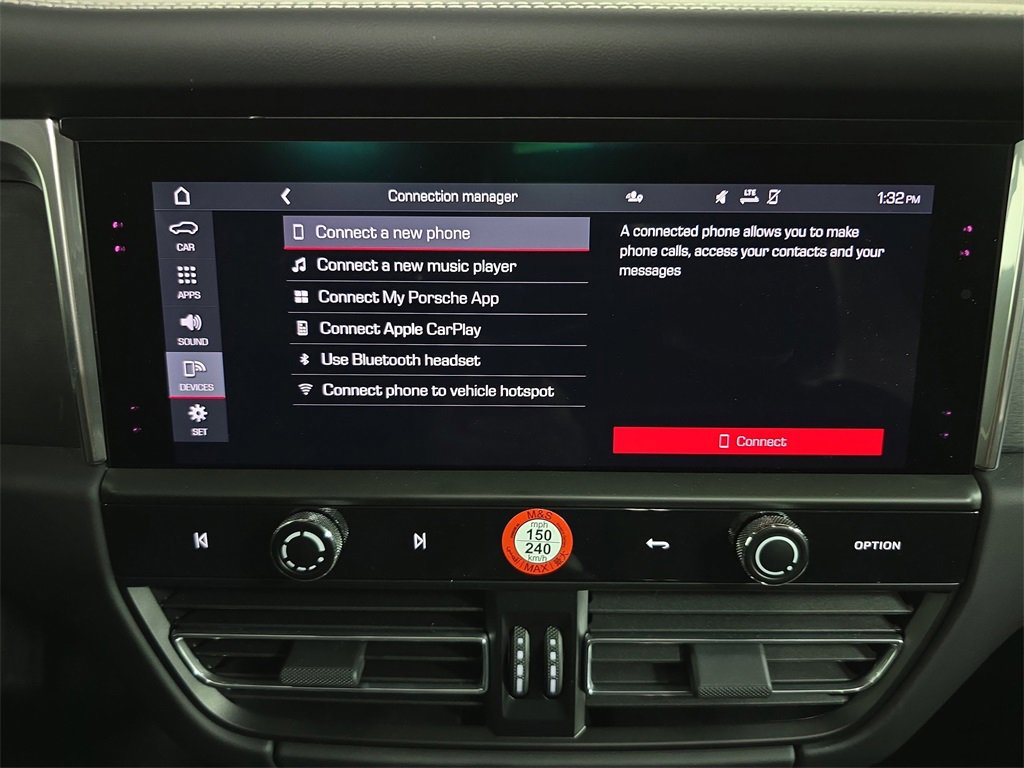 Certified 2025 Porsche Macan GTS image 17