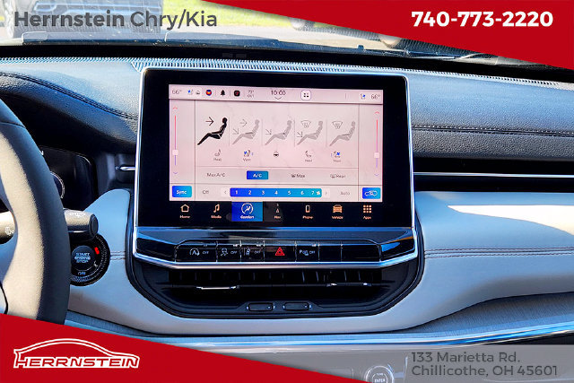 Used 2023 Jeep Compass Limited w/ Elite Group AWD/4WD image 8