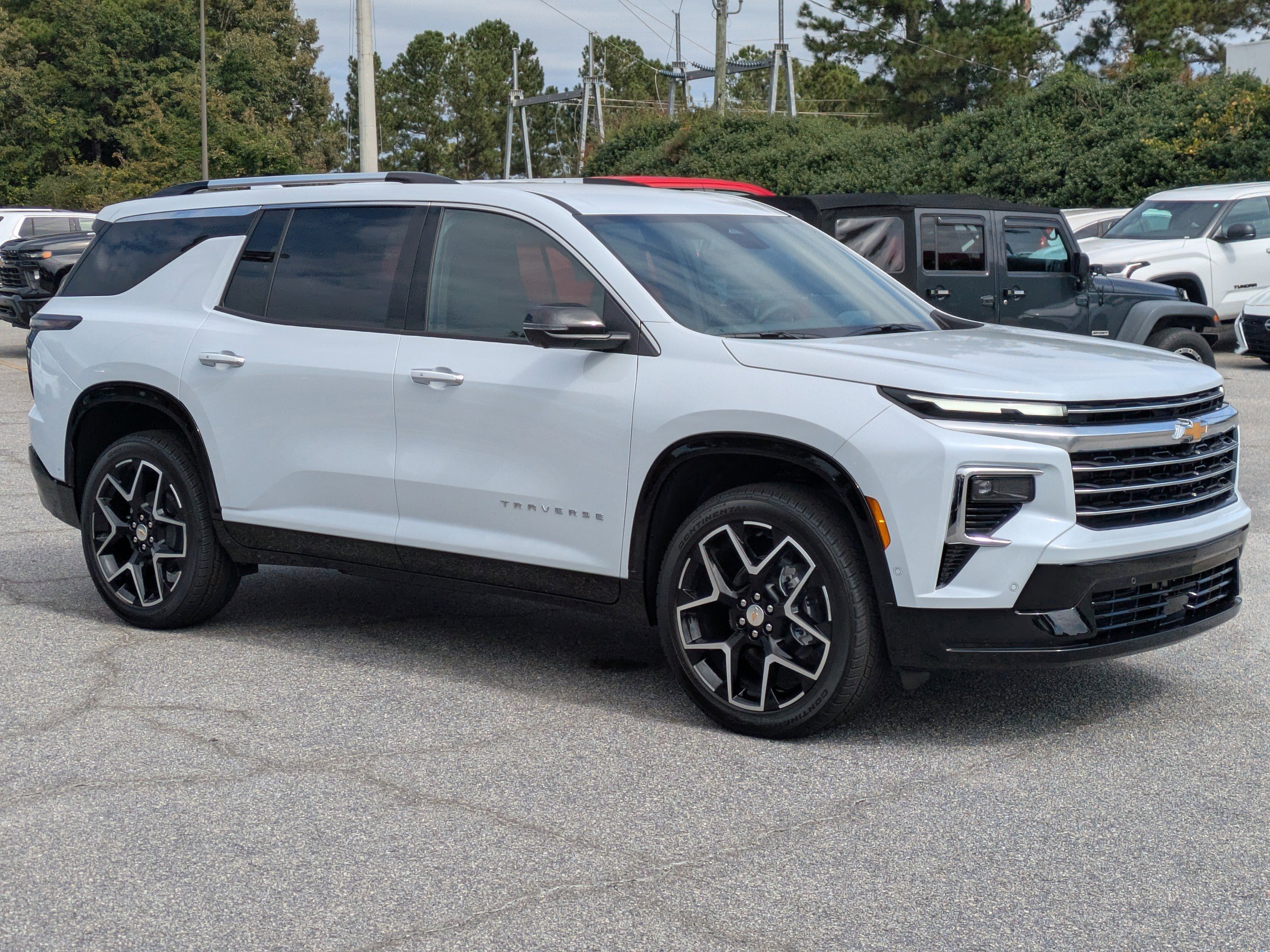 New 2026 Chevrolet Traverse High Country image 2