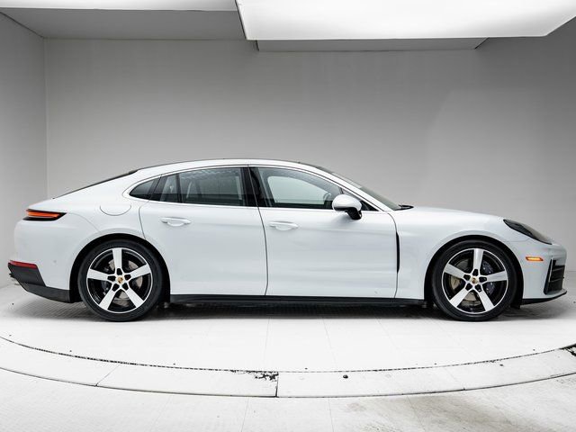 Certified 2025 Porsche Panamera 4 image 33