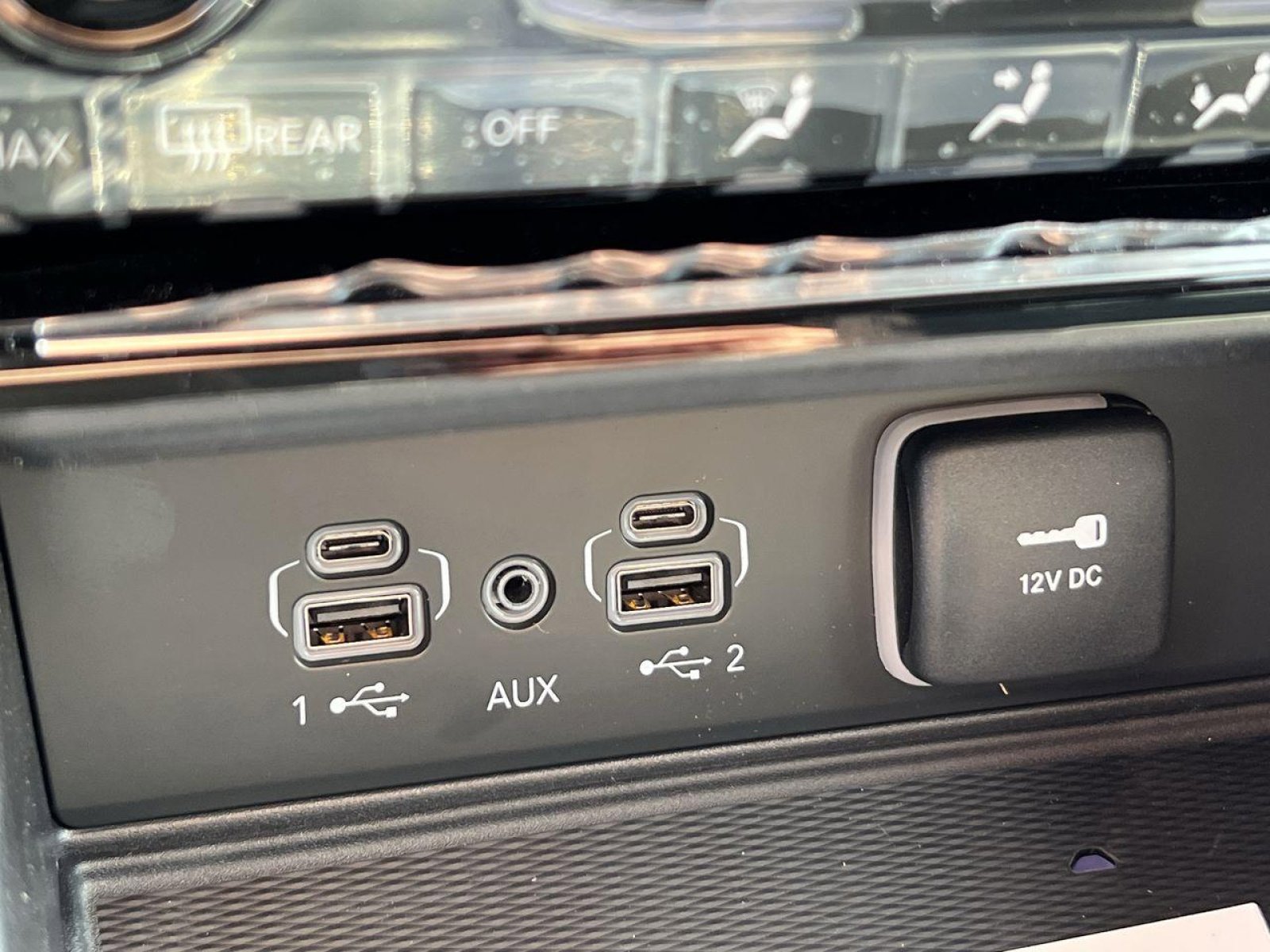 New 2025 Jeep Grand Cherokee L Laredo w/ Luxury Tech Group I image 22