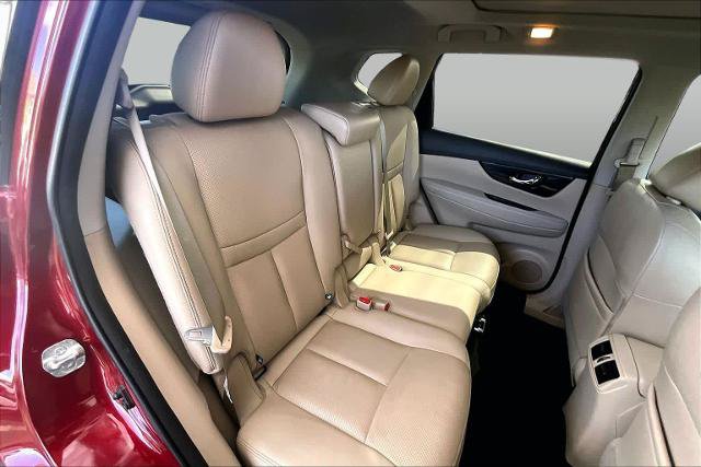 Certified 2019 Nissan Rogue SL w/ Premium Package AWD/4WD image 21