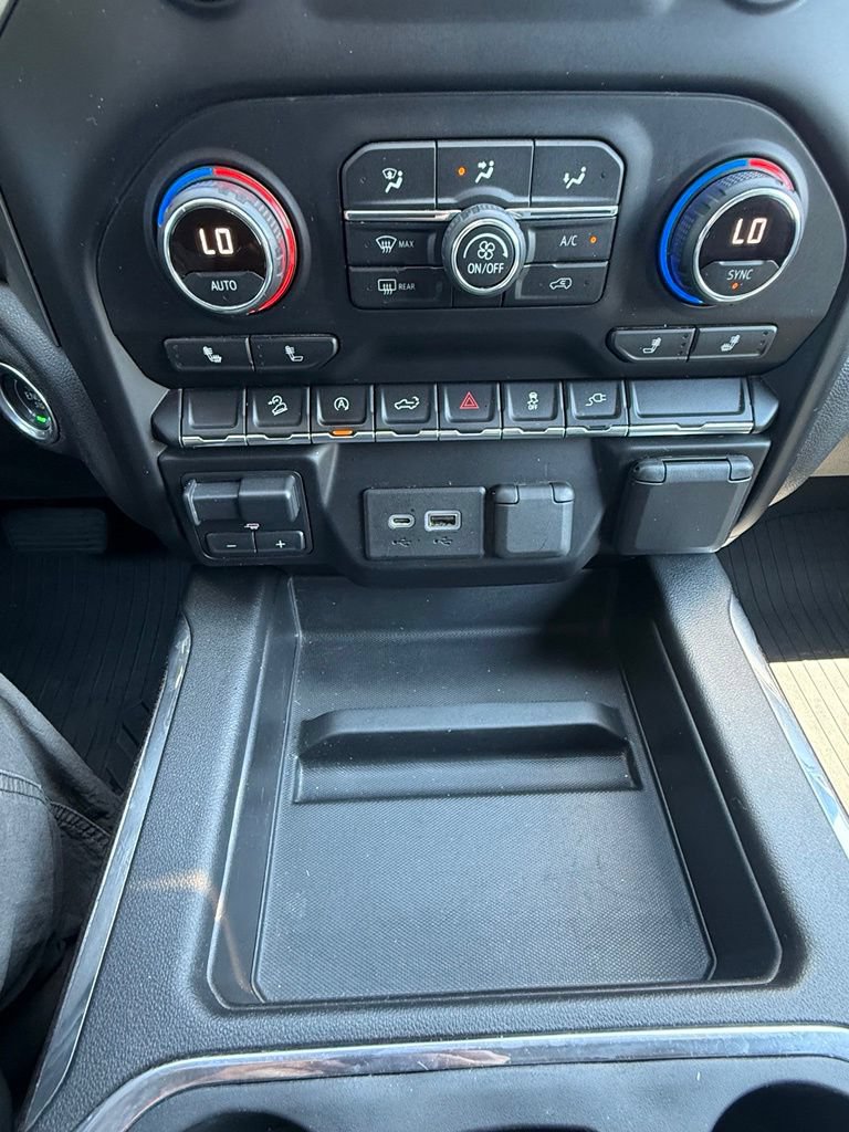 Used 2020 Chevrolet Silverado 1500 RST AWD/4WD image 21