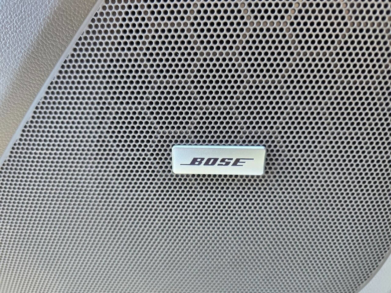 Used 2018 Chevrolet Traverse Premier image 13