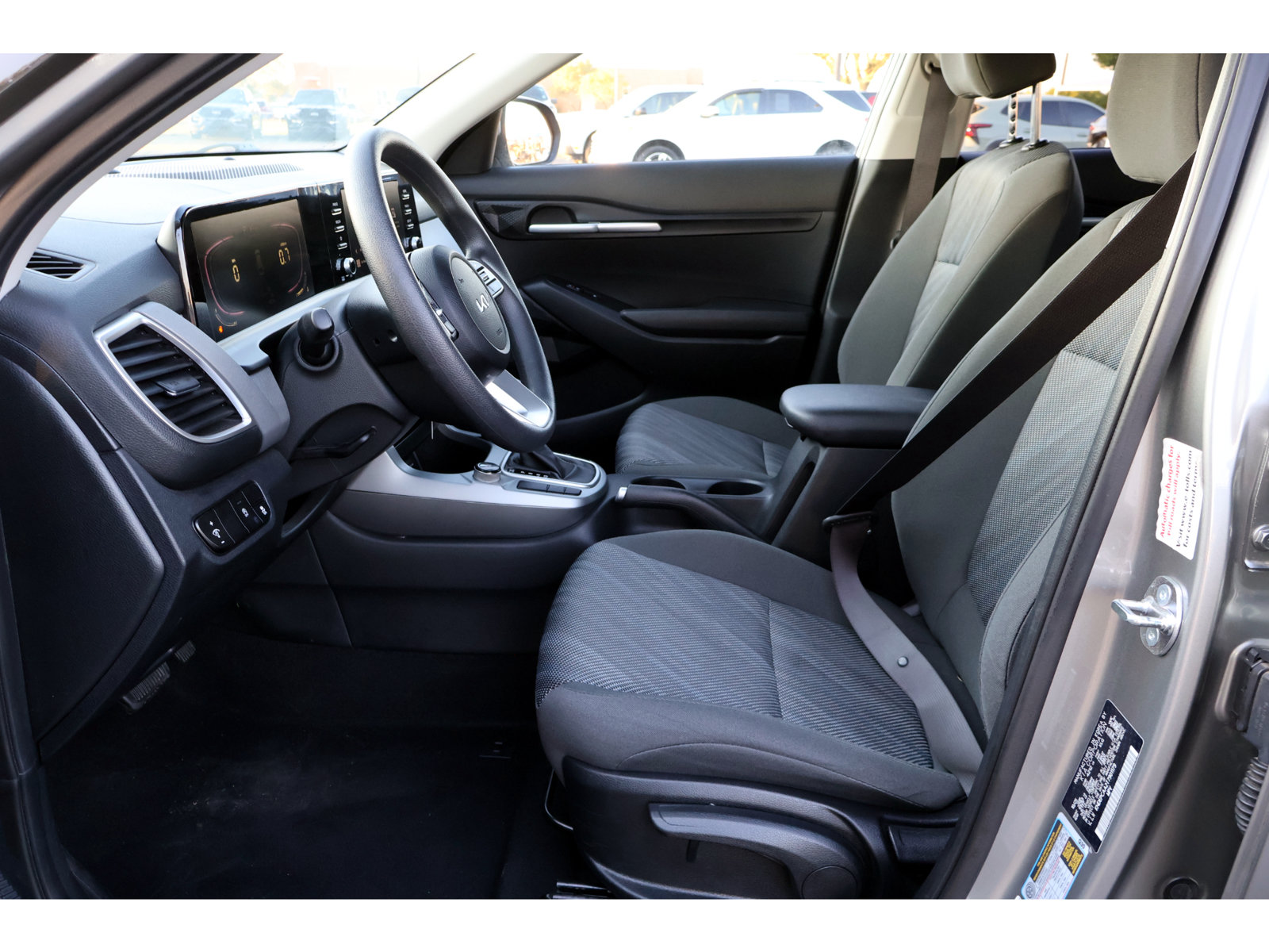 Used 2026 Kia Seltos LX AWD/4WD image 21