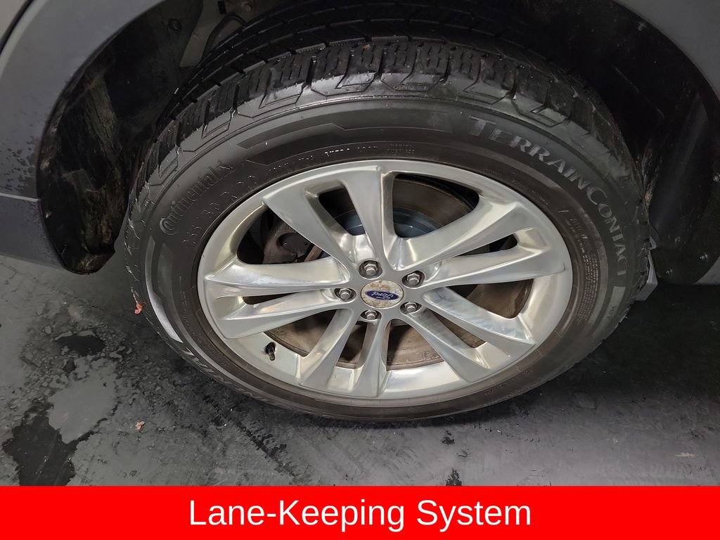 Used 2018 Ford Explorer Limited w/ Equipment Group 301A AWD/4WD image 12