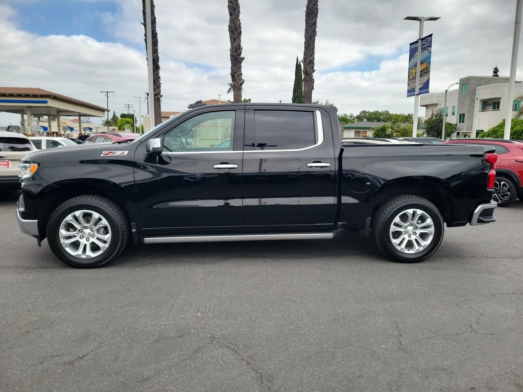 Used 2022 Chevrolet Silverado 1500 LTZ w/ LTZ Convenience Package II AWD/4WD image 34