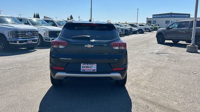 Used 2021 Chevrolet TrailBlazer LT FWD image 4