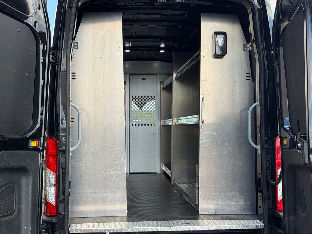 Used 2023 Ford Transit 250 148 High Roof Extended w/ Load Area Protection Package RWD image 10