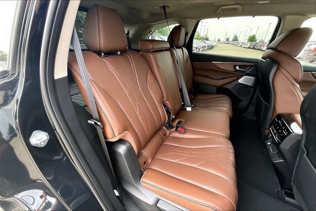 Certified 2025 Acura MDX SH-AWD w/ Advance Package image 32