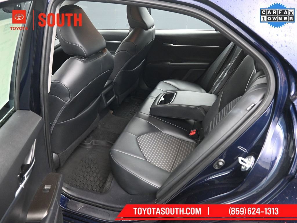 Used 2021 Toyota Camry SE w/ Convenience Package image 10
