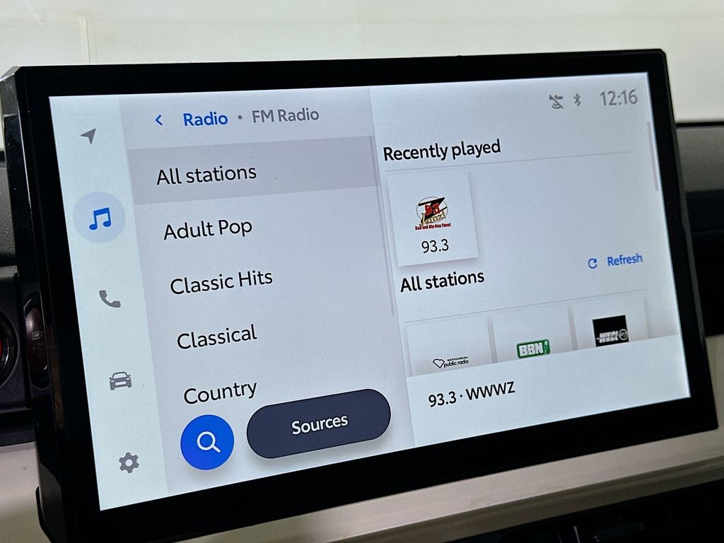Used 2024 Toyota Tacoma TRD Off-Road image 28