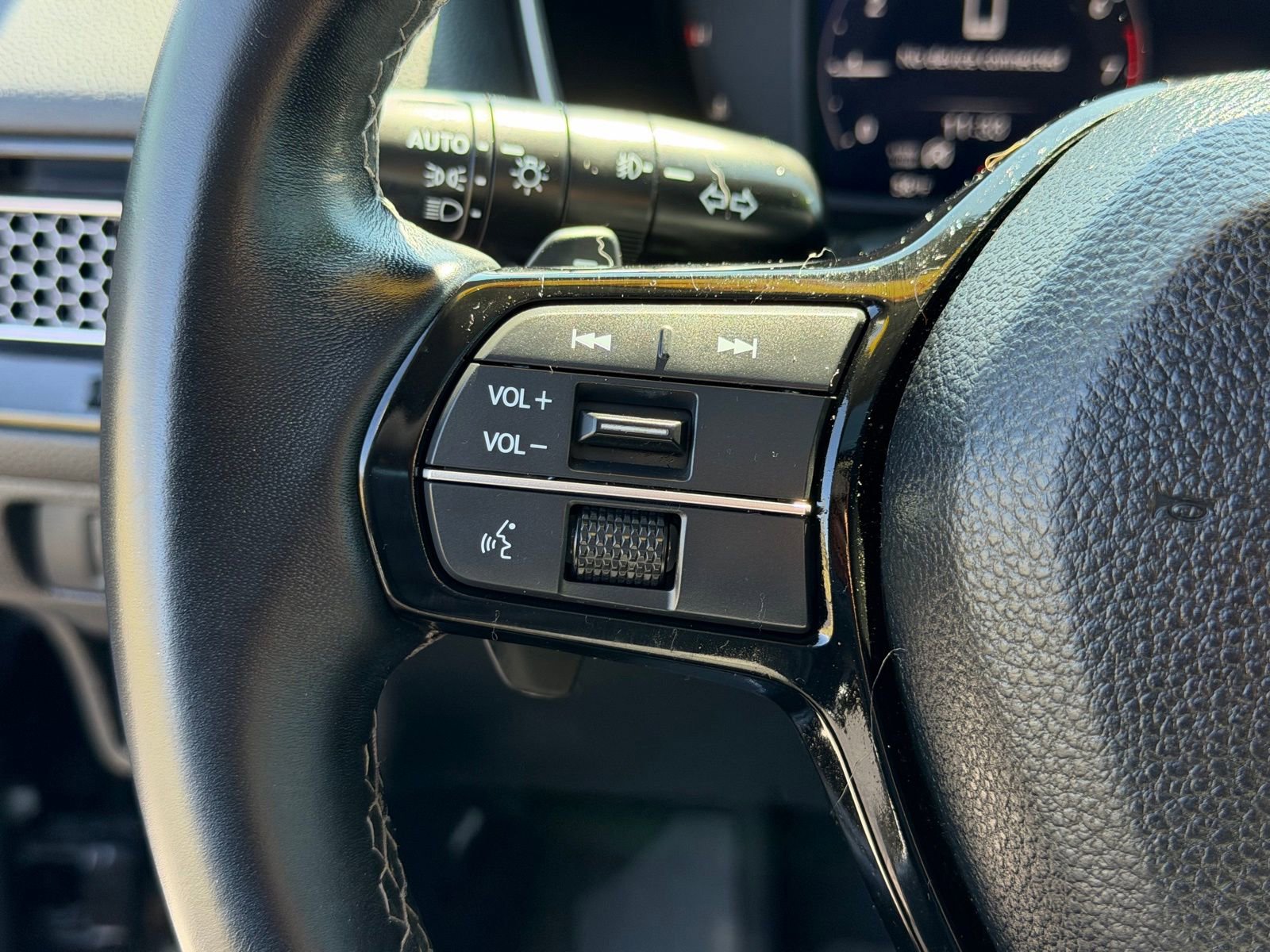 Used 2023 Honda Civic Touring image 16