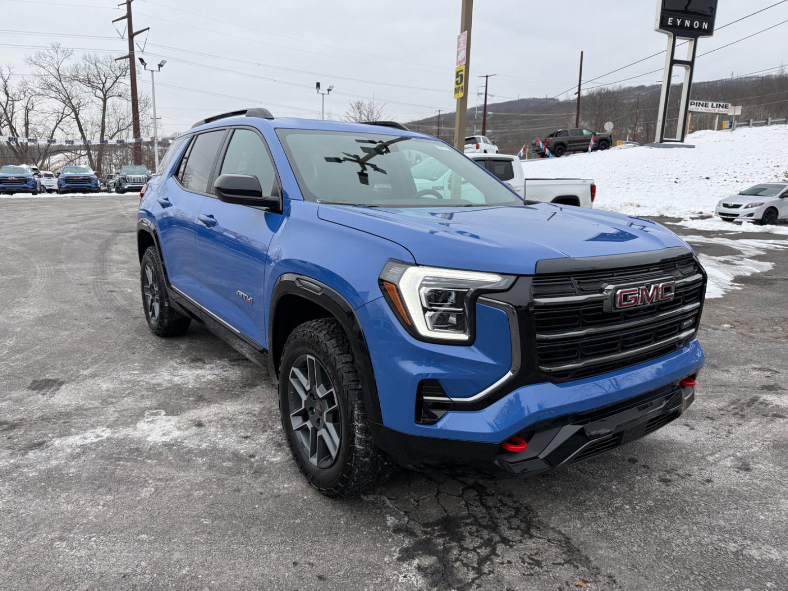 New 2026 GMC Terrain AT4 AWD/4WD image 7
