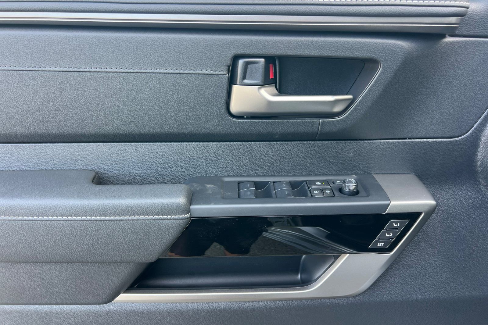 New 2026 Toyota Tundra Limited image 13