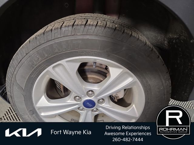 Used 2015 Ford Escape SE AWD/4WD image 12