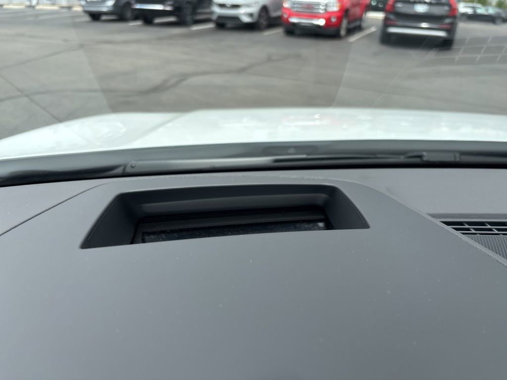 Used 2024 Volkswagen Golf R AWD/4WD image 13