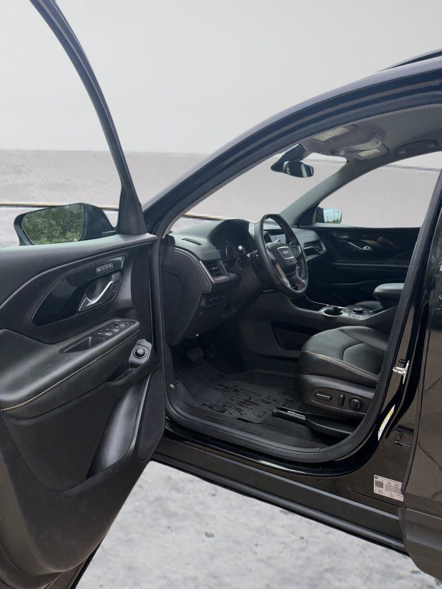 Used 2024 GMC Terrain AT4 w/ Tech Package AWD/4WD image 2