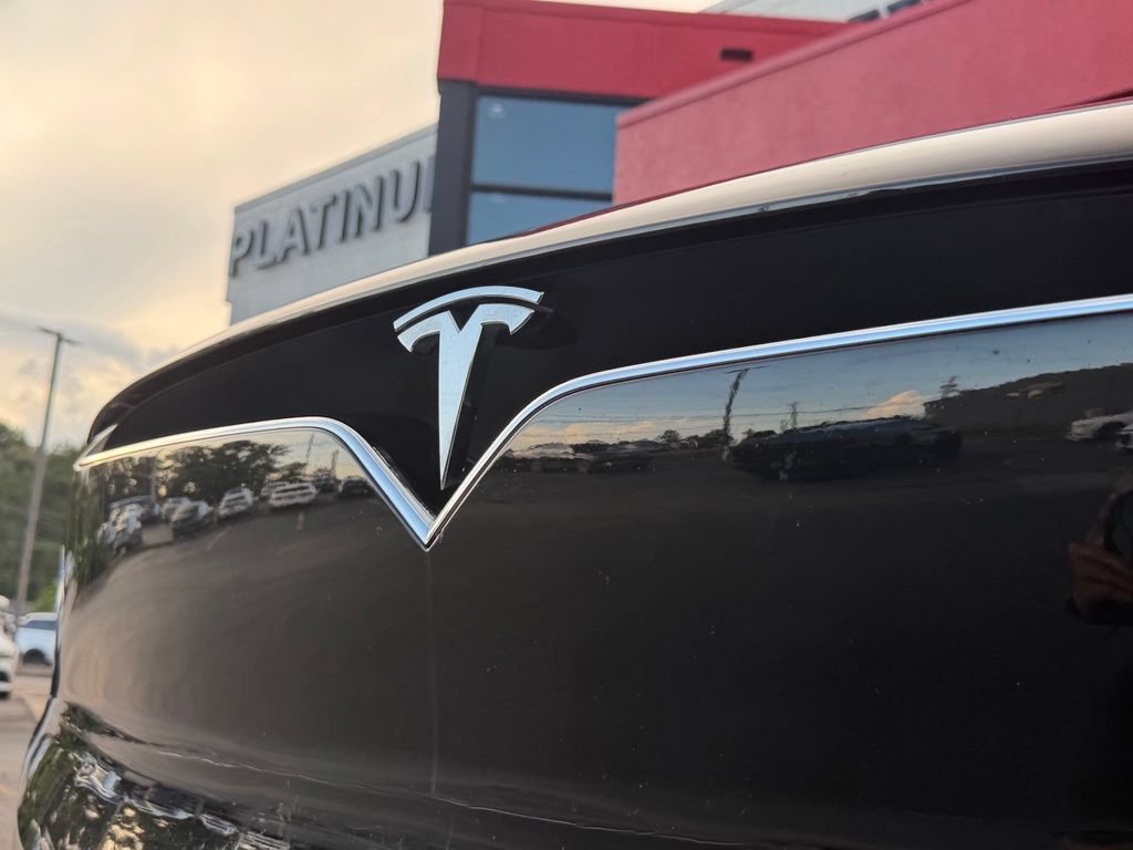 Used 2020 Tesla Model X Long Range AWD/4WD image 8