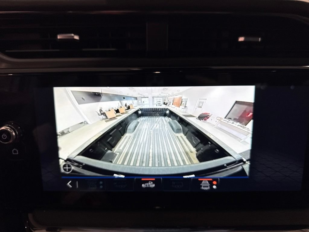 Used 2024 GMC Sierra 3500 AT4 AWD/4WD image 46